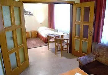 Malinowski Economy فندق 3*